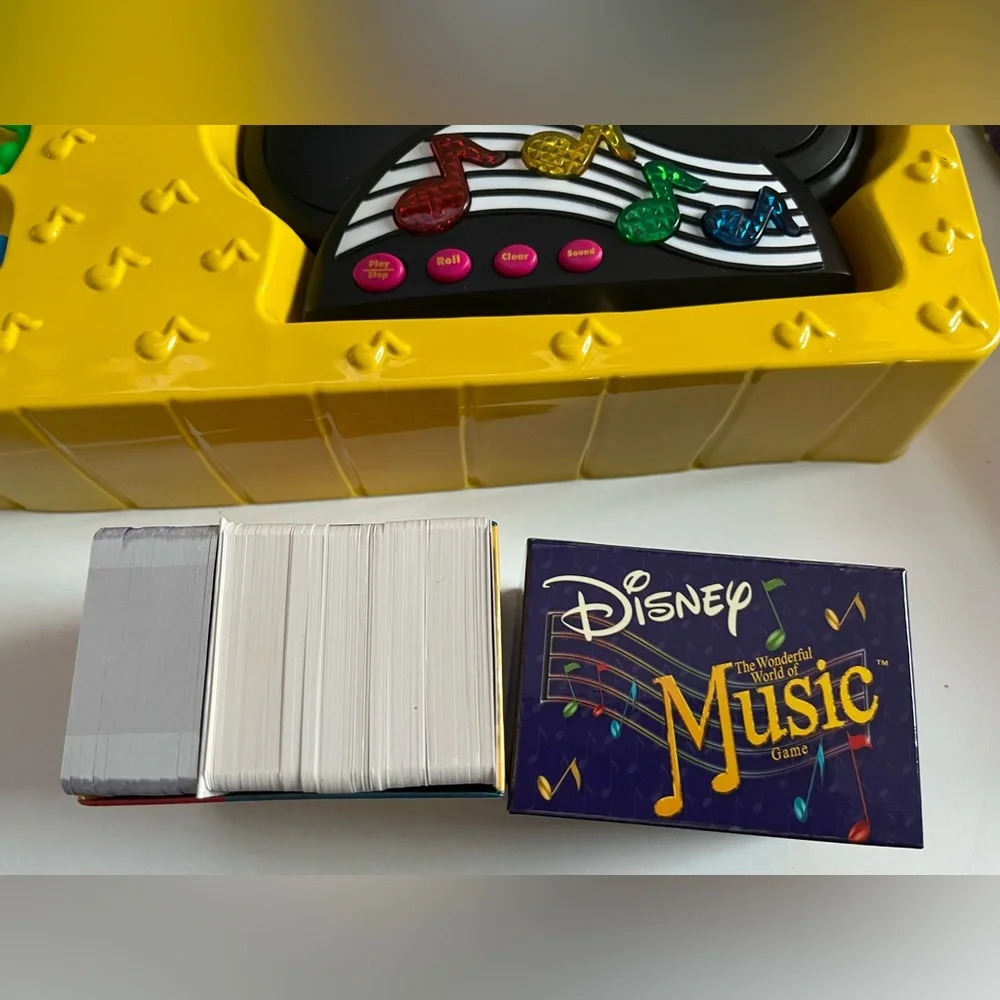 New Disney: The Wonderful World of Music Game Trivia cards, musical interactive